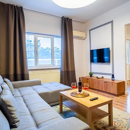 Heritage Hideaway - City'S Architectural Splendor Bucureşti Ngoại thất bức ảnh